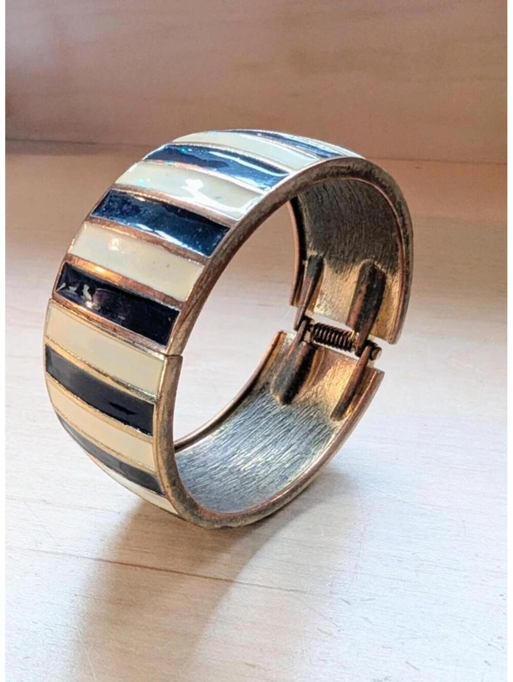 SOLD Vintage Lee Angel Clamper Bracelet